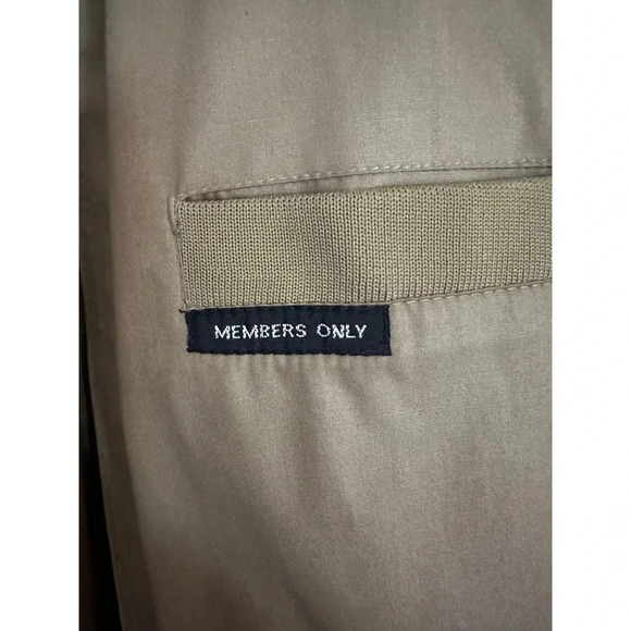 Members Only Cafe Racer Men's Beige Faux Fur Lined EM3 Zip Coat Jacket Size 40 - Picture 4 of 6